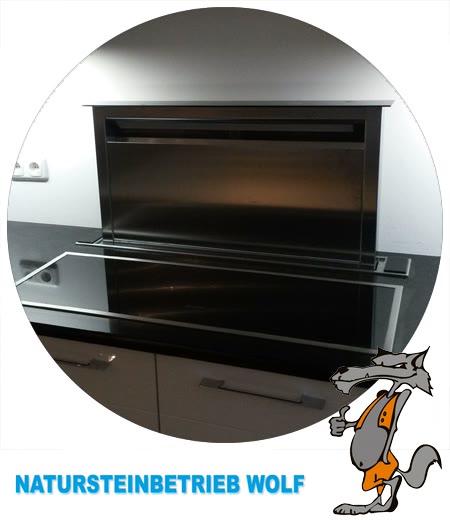 Arbeitsplatten für Ihre Küche in Dresden 4 Nero Assoluto Zimbabwe poliert mit versenkbarer Abzugshaube – Referenz vom Natursteinbetrieb Wolf aus Freital